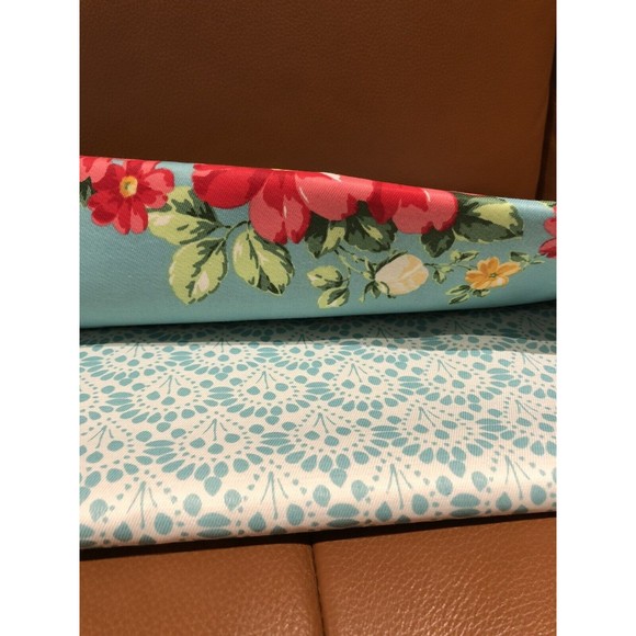 The Pioneer Woman Dining The Pioneer Woman Vintage Floral Dining